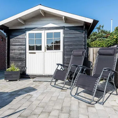 Holiday home Henne Liv