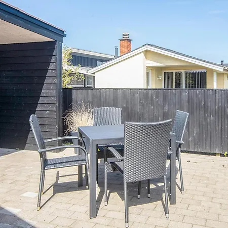 Holiday home 4 Person In Henne Henne Strand