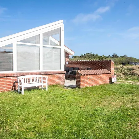 4 Person In Henne Ferienhaus Henne Strand